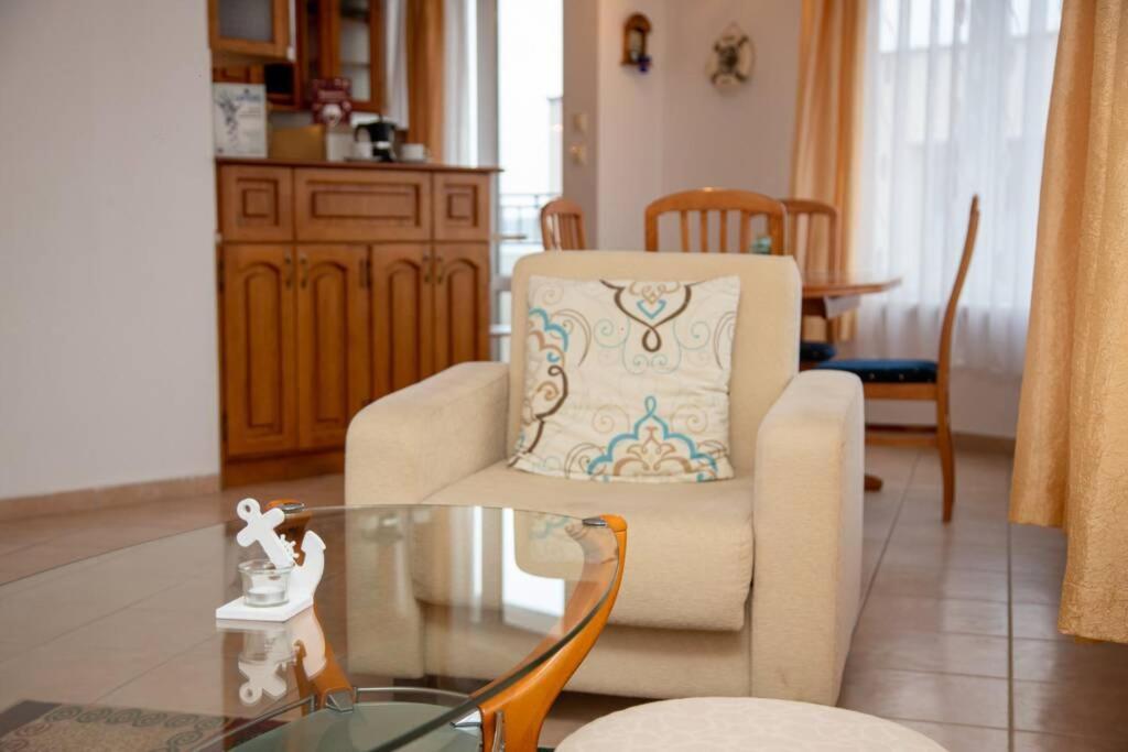 Convenient 1-Bedroom Flat Next To Harmanite Beach سوزوبول المظهر الخارجي الصورة